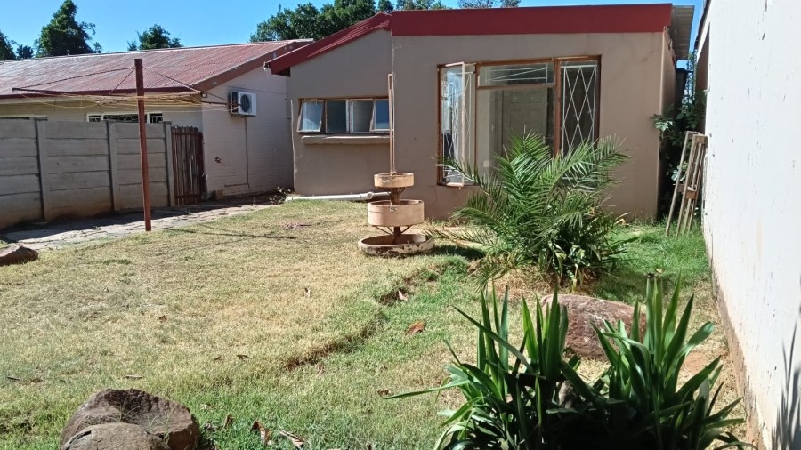 To Let 2 Bedroom Property for Rent in Fleurdal Free State